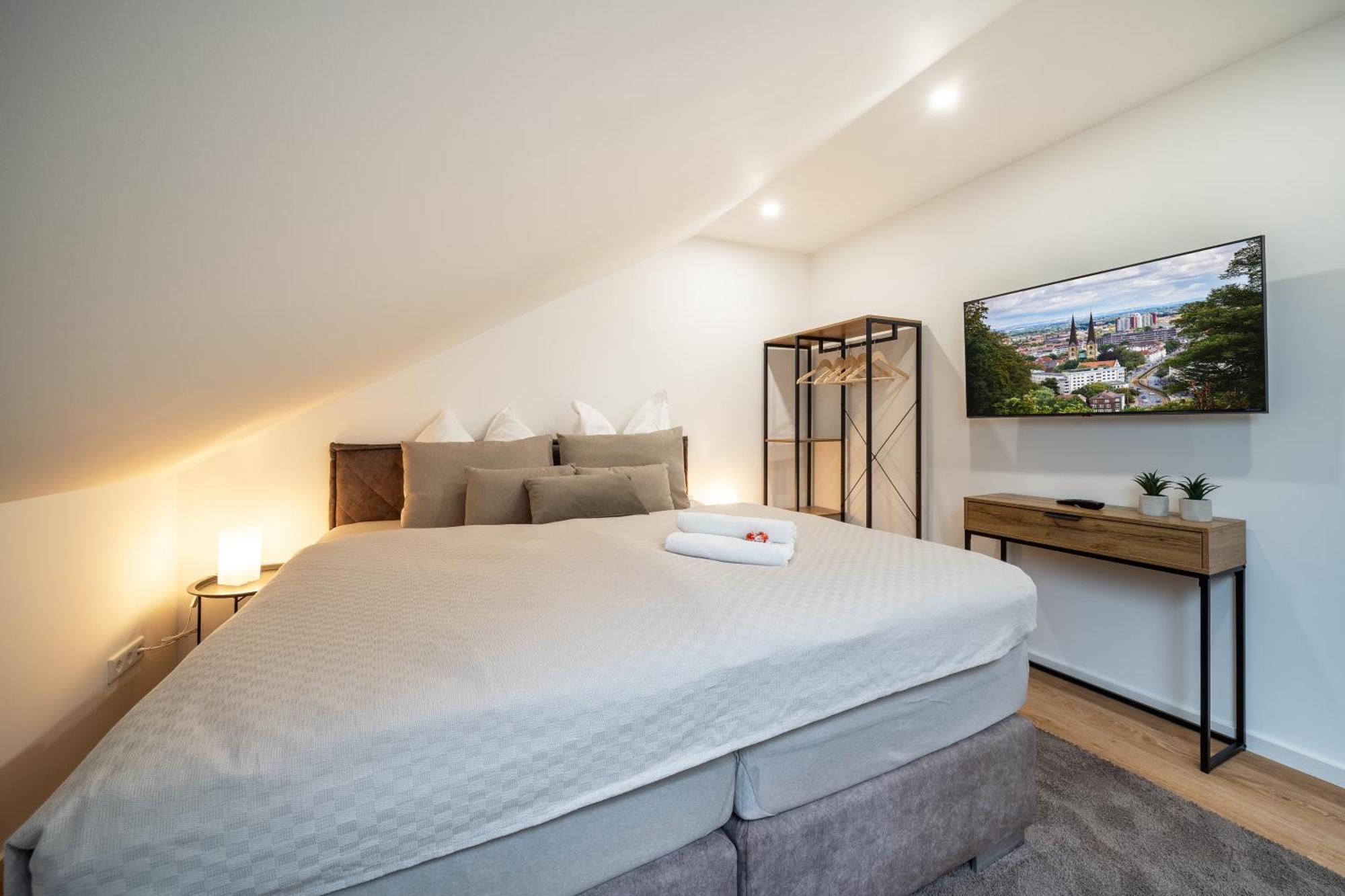 Apartment Milse - Modern. Stylisch บีเลอเฟล์ด ภายนอก รูปภาพ