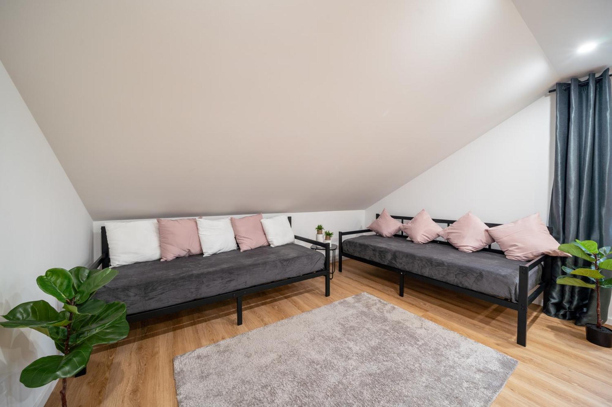 Apartment Milse - Modern. Stylisch บีเลอเฟล์ด ภายนอก รูปภาพ